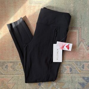 Athleta Black Zip-Pocket Stellar Tight MP